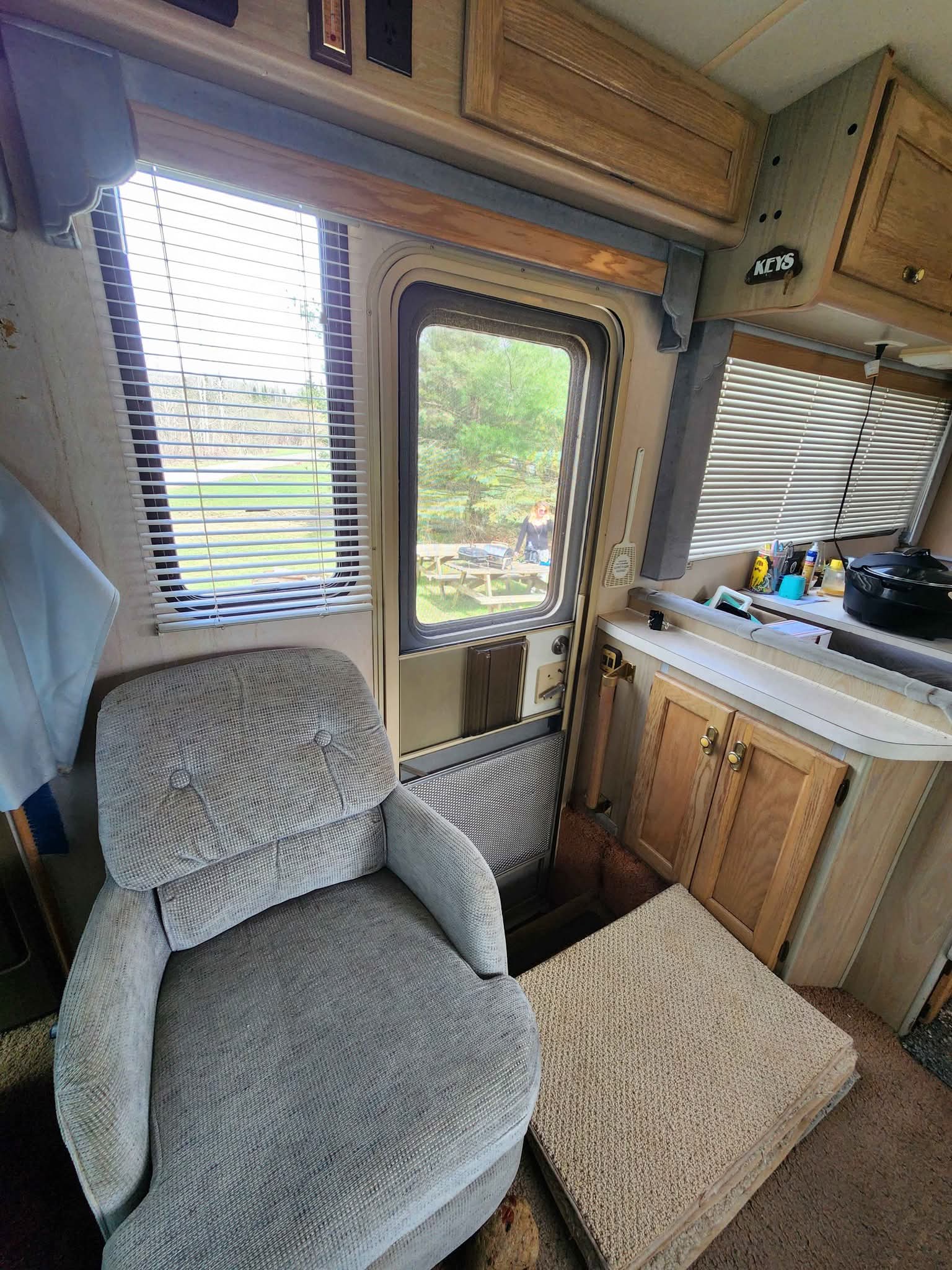 Fleetwood Southwind 1990, 32ft Class A RV - RVs & Campers - Wolverine ...