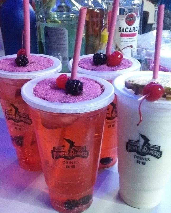 Familia Ranger. !! Los esperamos a... - Power Rangers Drinks