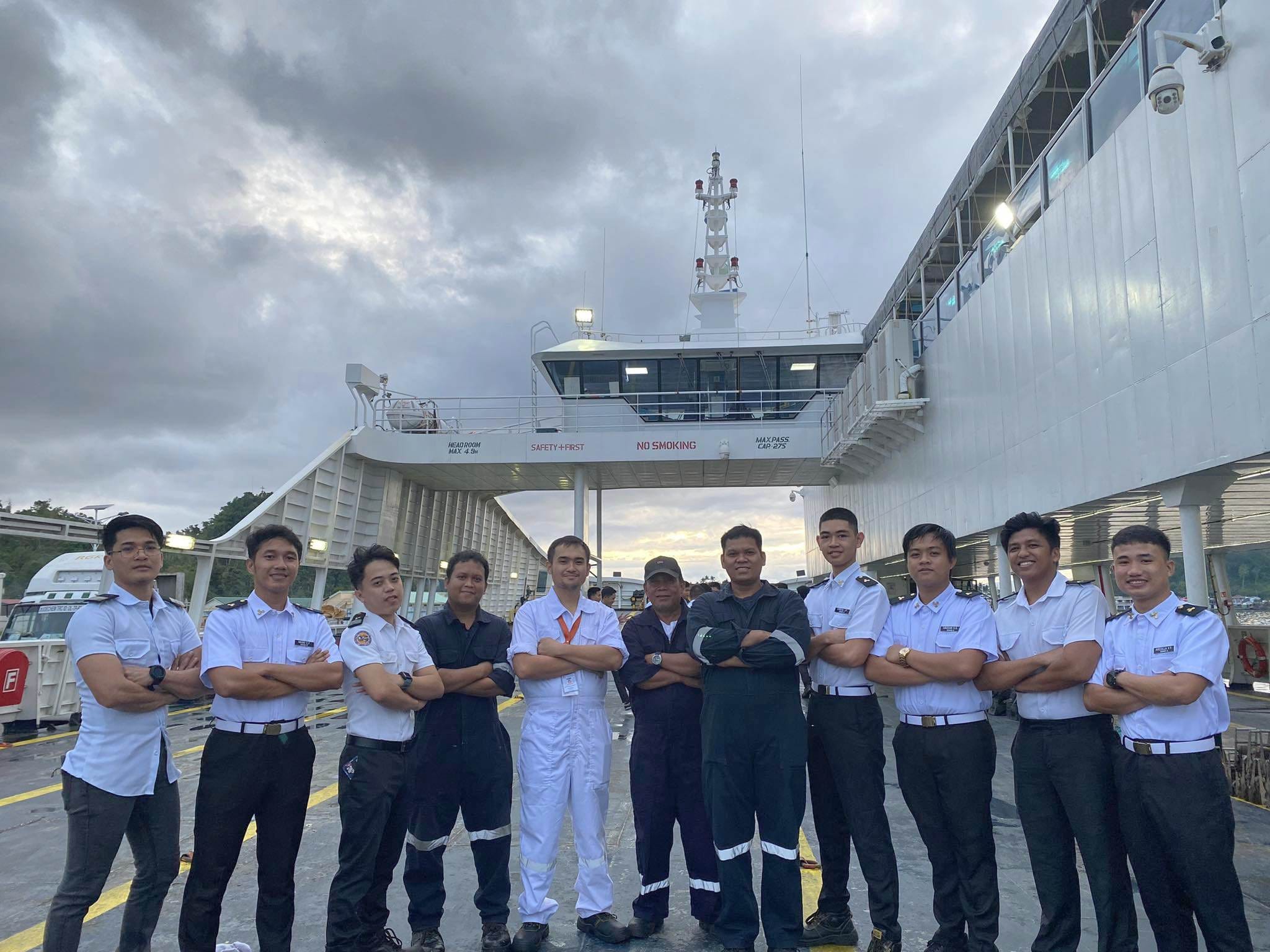 Sea Sailor Ships - Fast cat m7 Engine department With our chief ...