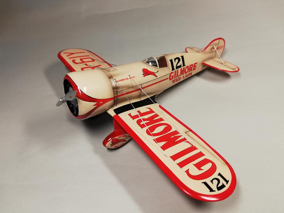 Building a 1932 Wedell Williams racer model kit