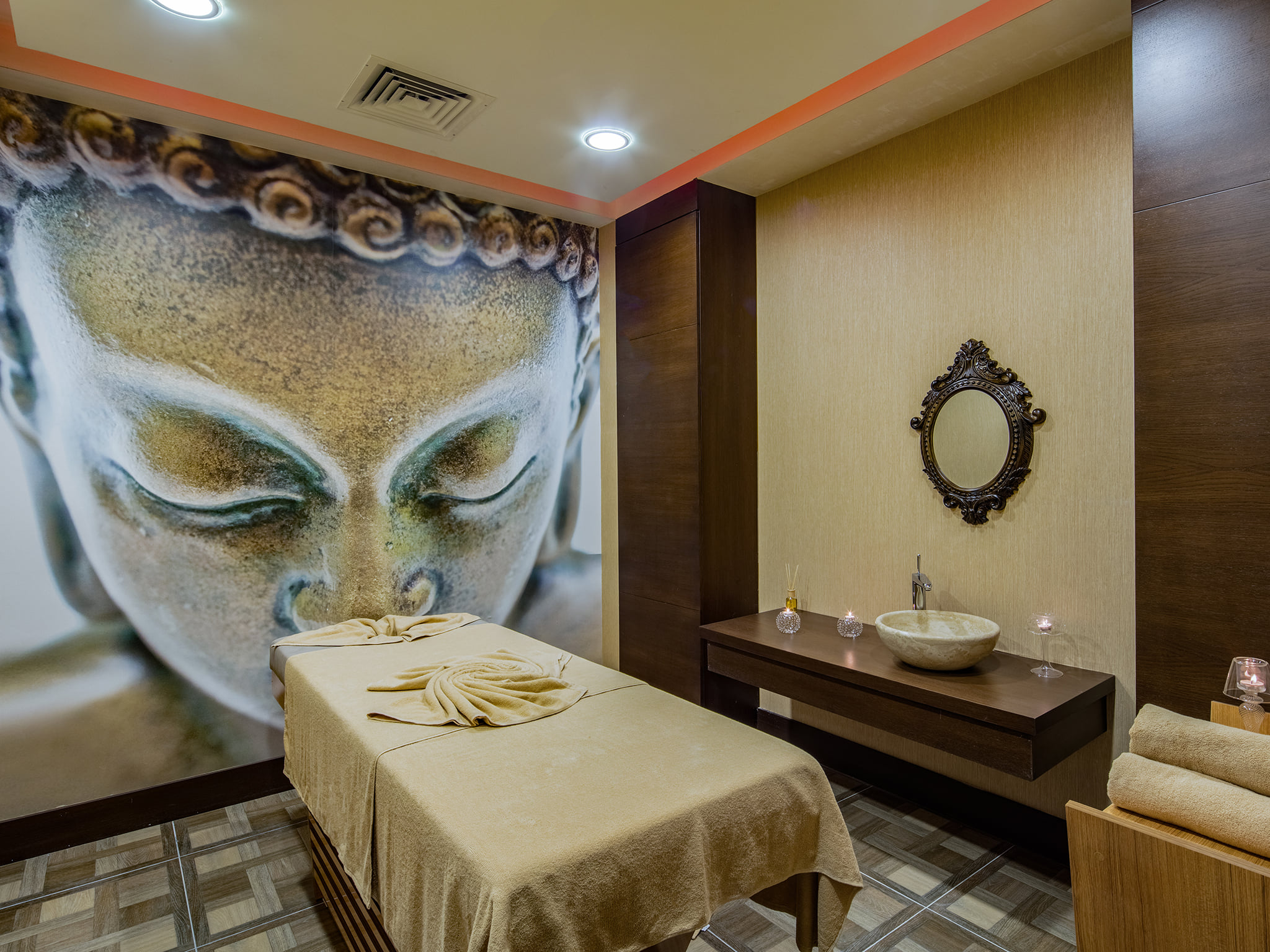 Holiday Inn Antalya Lara | Güzeloba