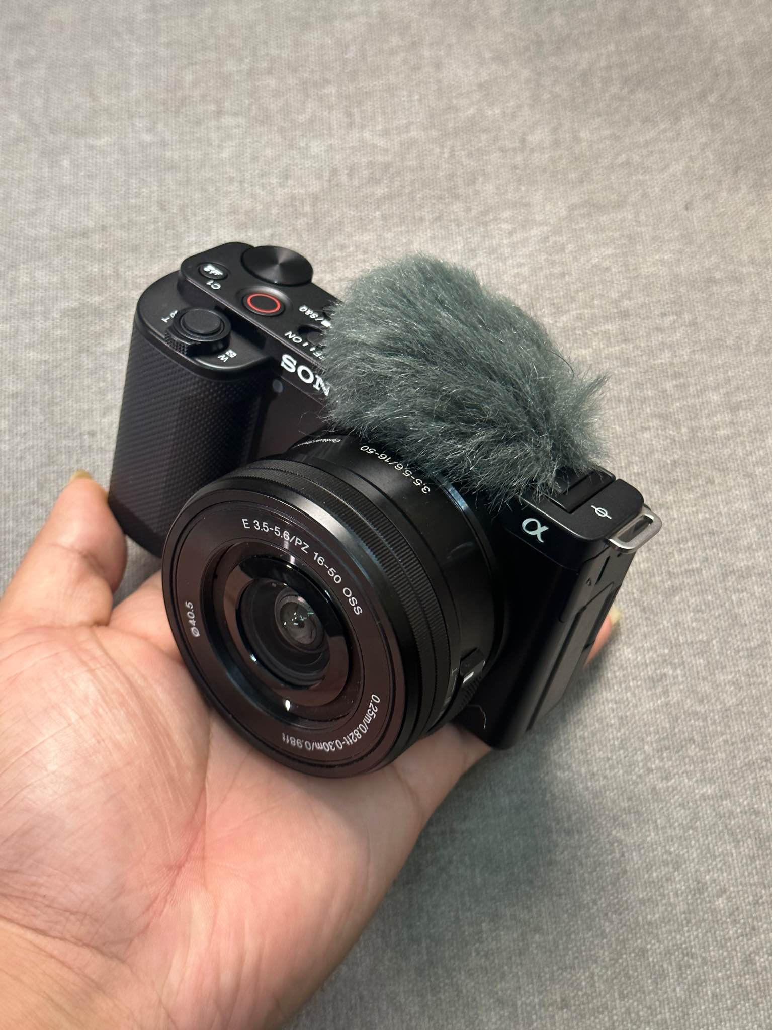 Sony RX, ZV Series Vietnam | Tủ chống ẩm bên em vẫn sẵn hàng giá tốt ...