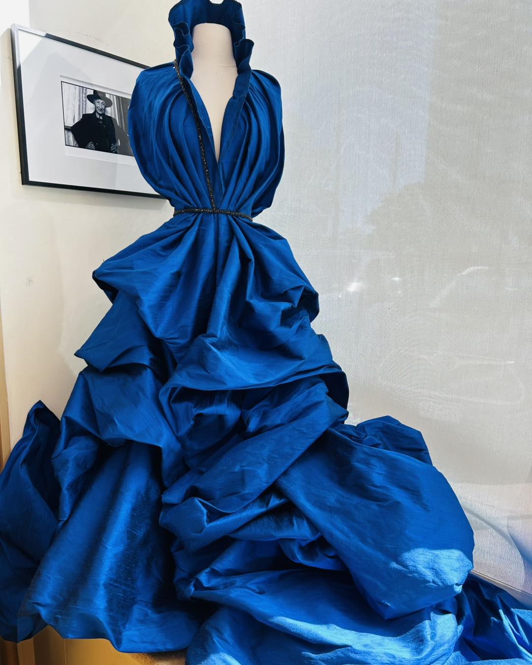 Cobalt blue/black bi-weave fabric for wavy neck draping