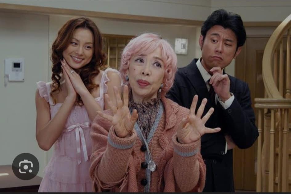 2004年にTBS系列で放送されたドラマ奥様は魔女(日本版)。 あらすじ