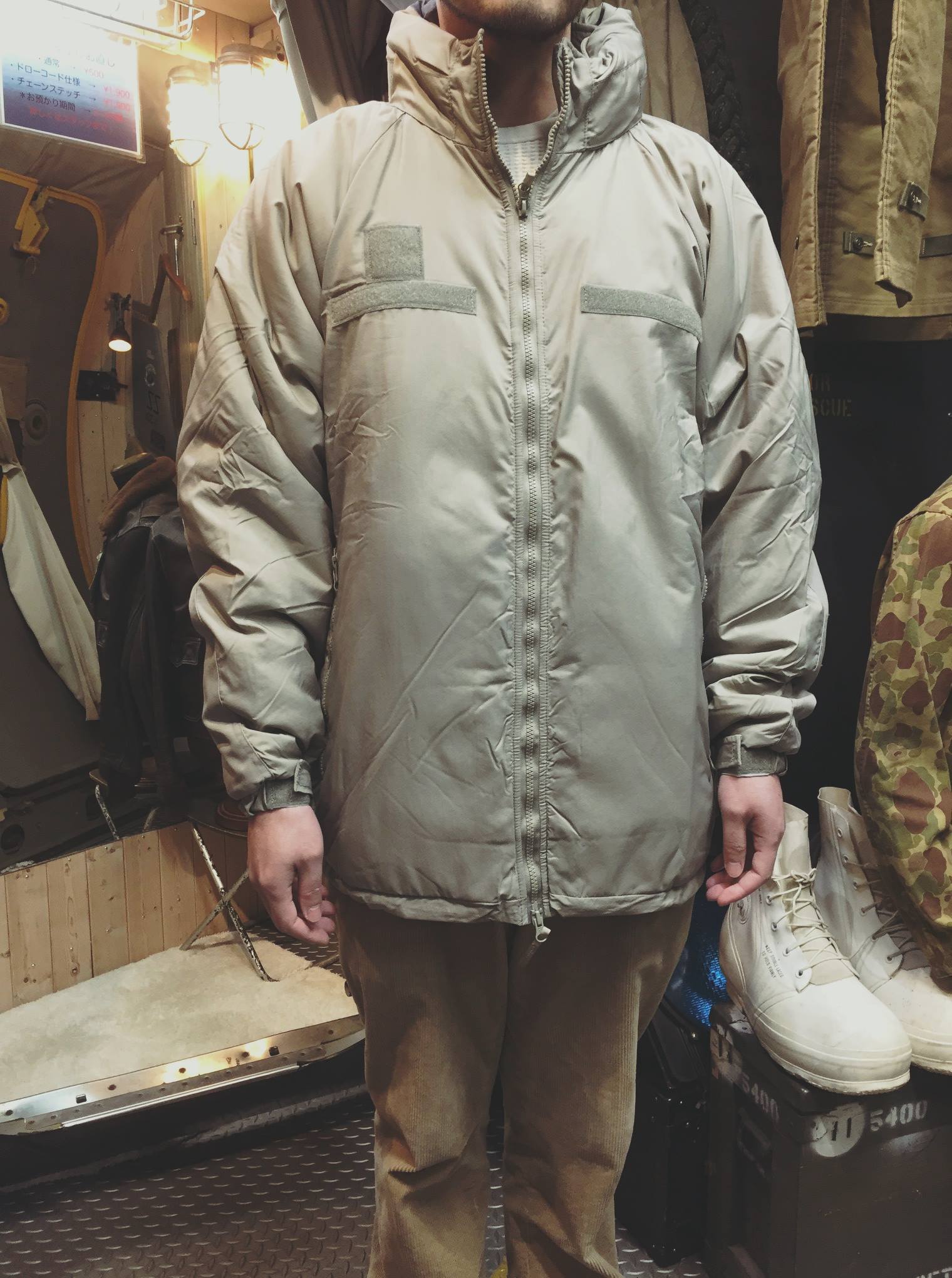 米軍実物ECWCS Level7 Parkaが新品、紙タグ付きの状態で入荷しました 
