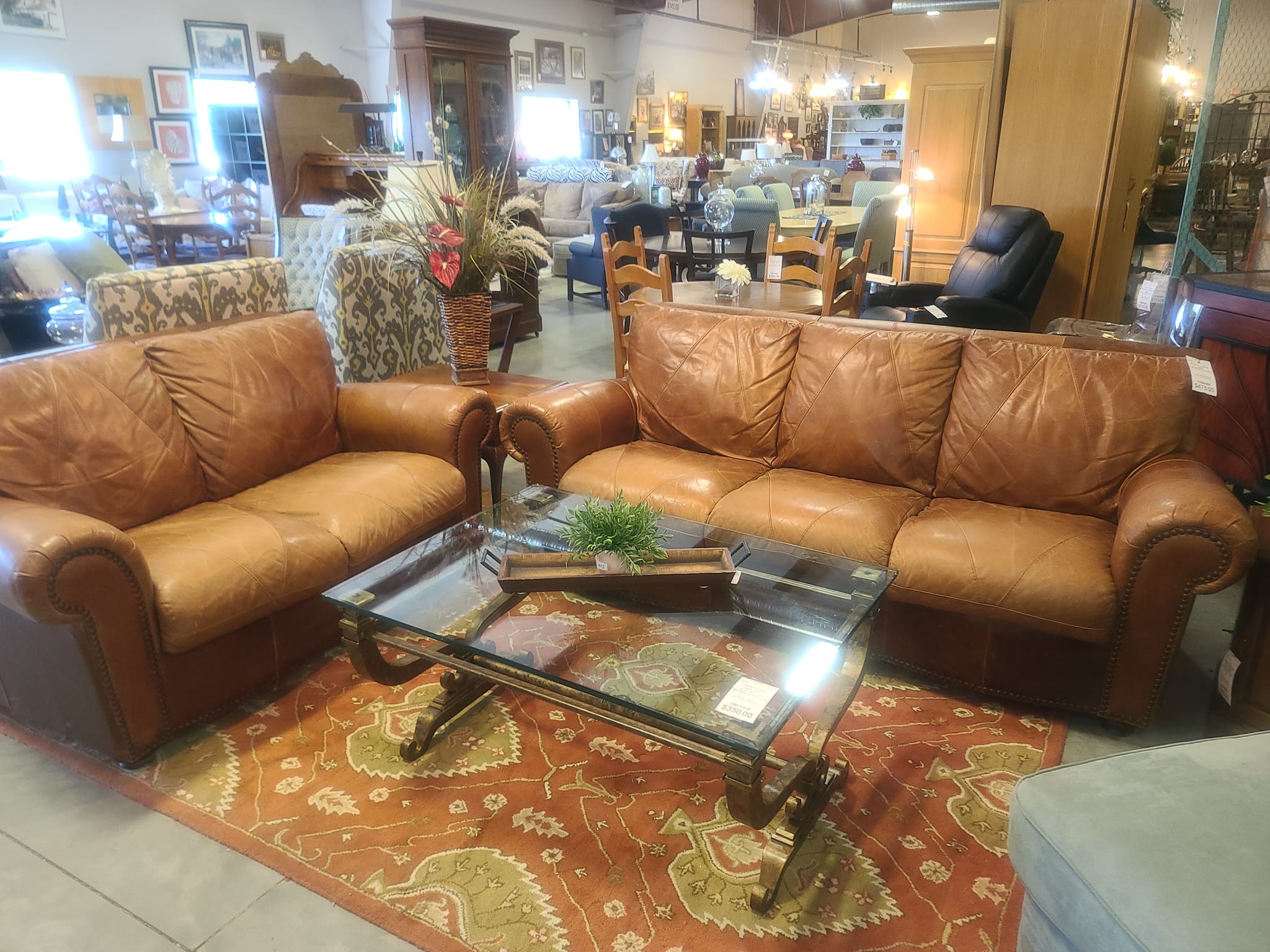 Just consigned this leather... - 121 Consignment Furniture | Facebook