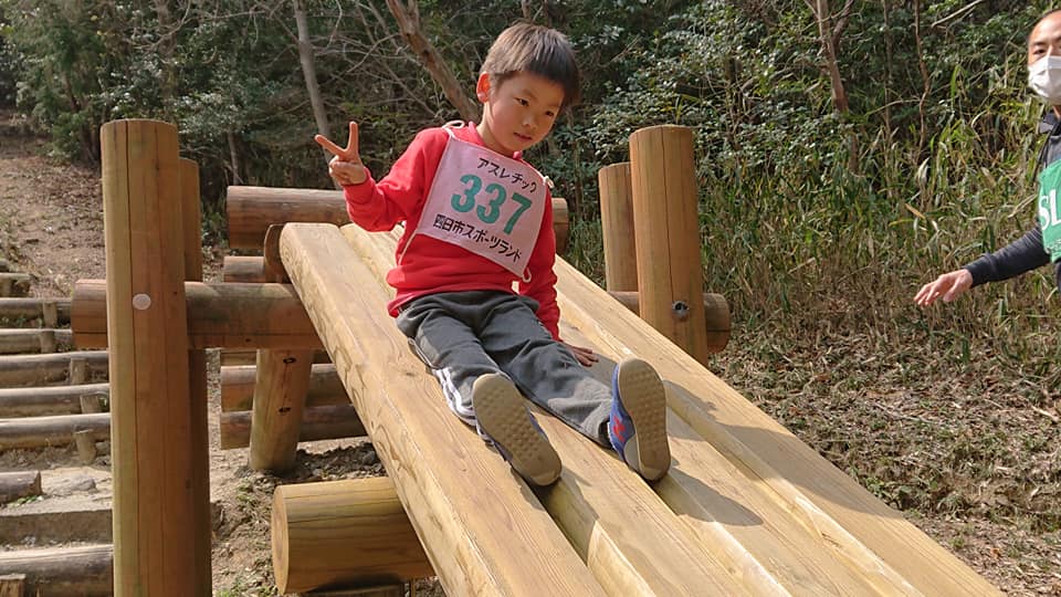 コンディショニングサポート 春休みスポーツ合宿１日目 四日市市スポーツランドのアスレチックコースで運動 Facebook