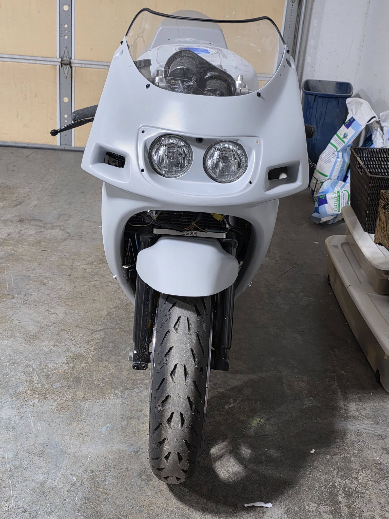 1990 GSXR 750 with rare Cleverwolf fairing and K Factory exhaust