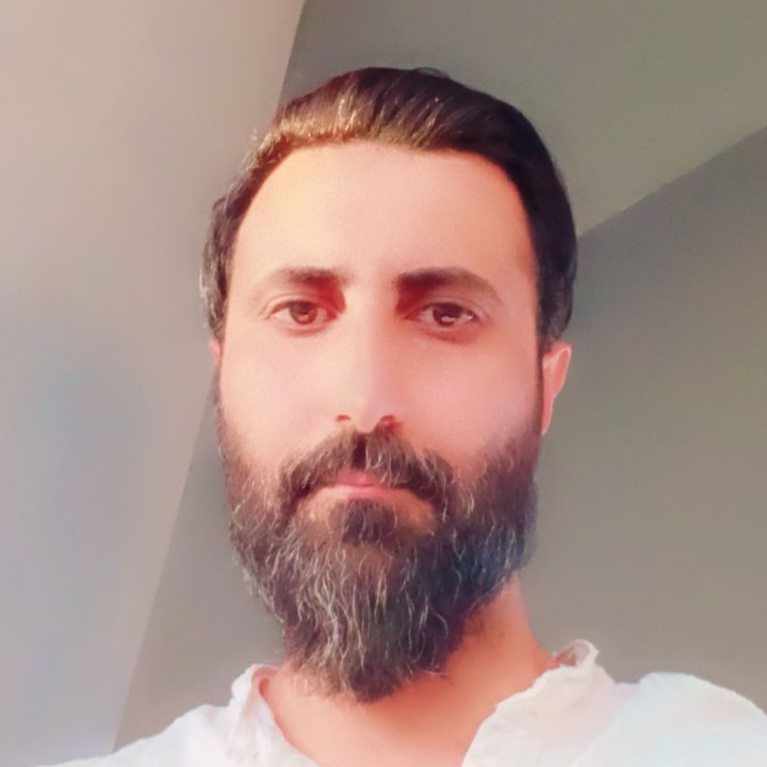 وين الي يحب الوطن هاي بالشمال يله انبح ياابن الزنا ياابن الرفيقه ...