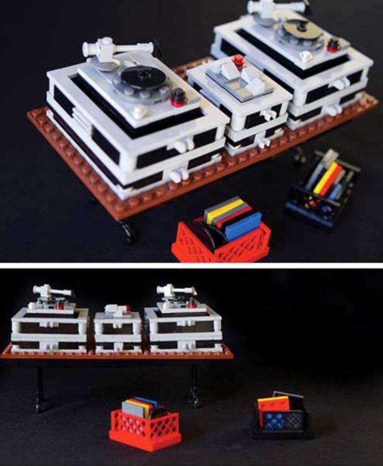 Collector finds rare 2001 LEGO CD player that stacks like bricks