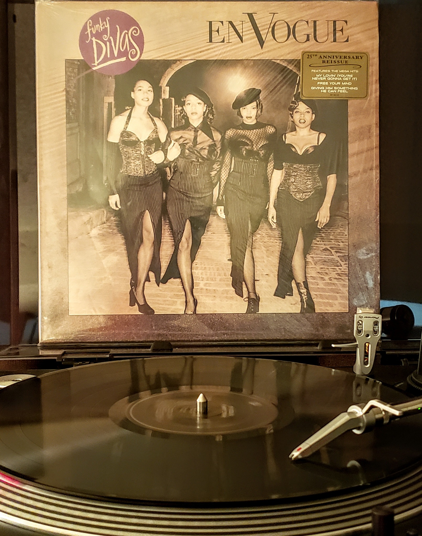 En Vogue's album Funky Divas