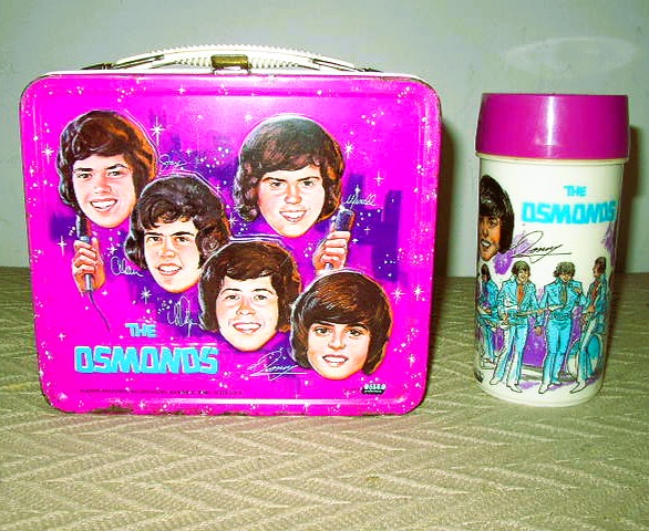 Anyone else have an Osmonds lunch box? 😂