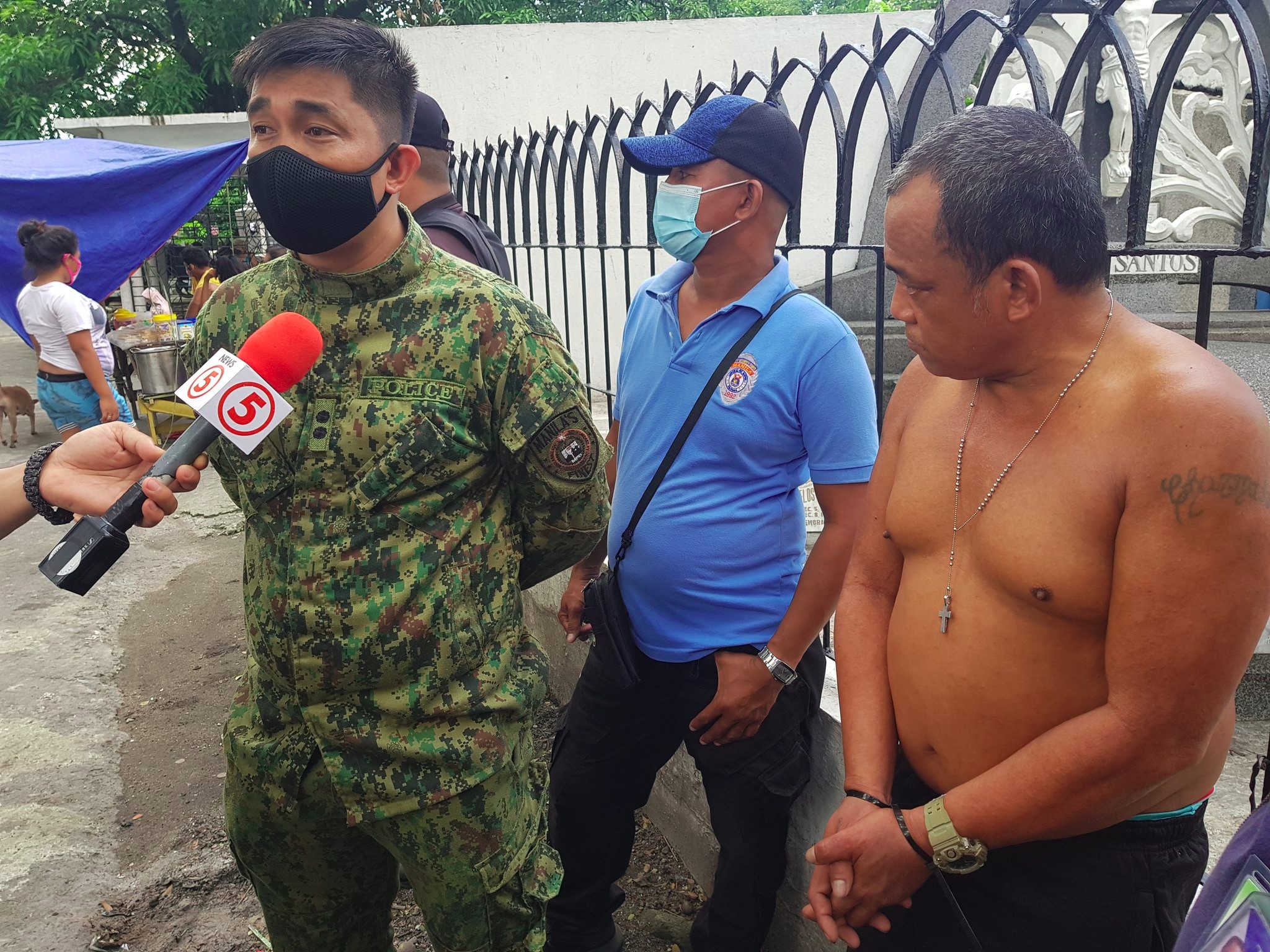 News5 - Arestado ang isa umanong drug pusher na kinilalang...