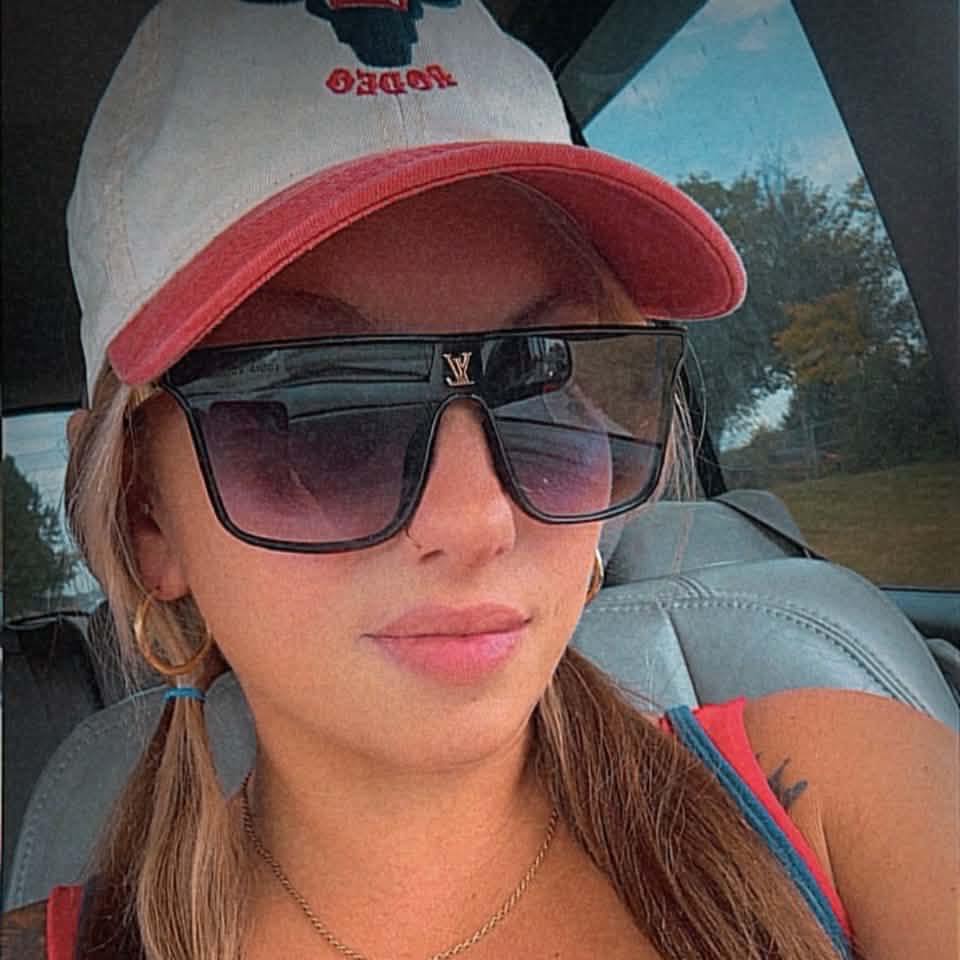 Desiree Raigner - Finding out that my biological father... | Facebook