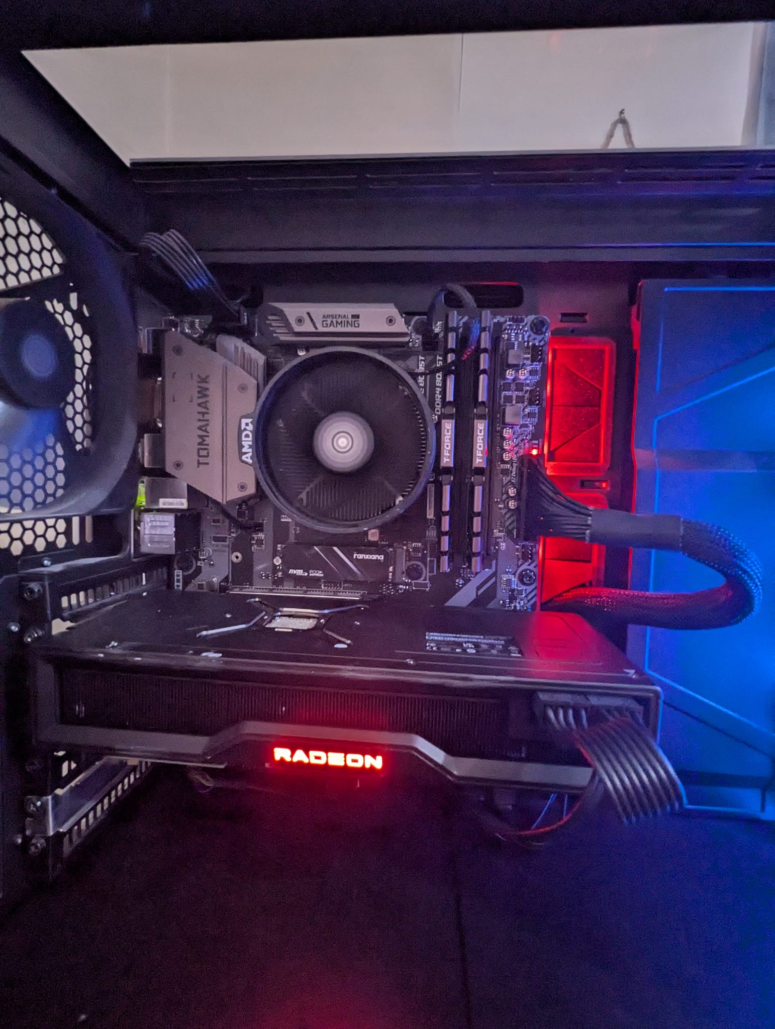 5700x3d not booting on b550 tomahawk motherboard?
