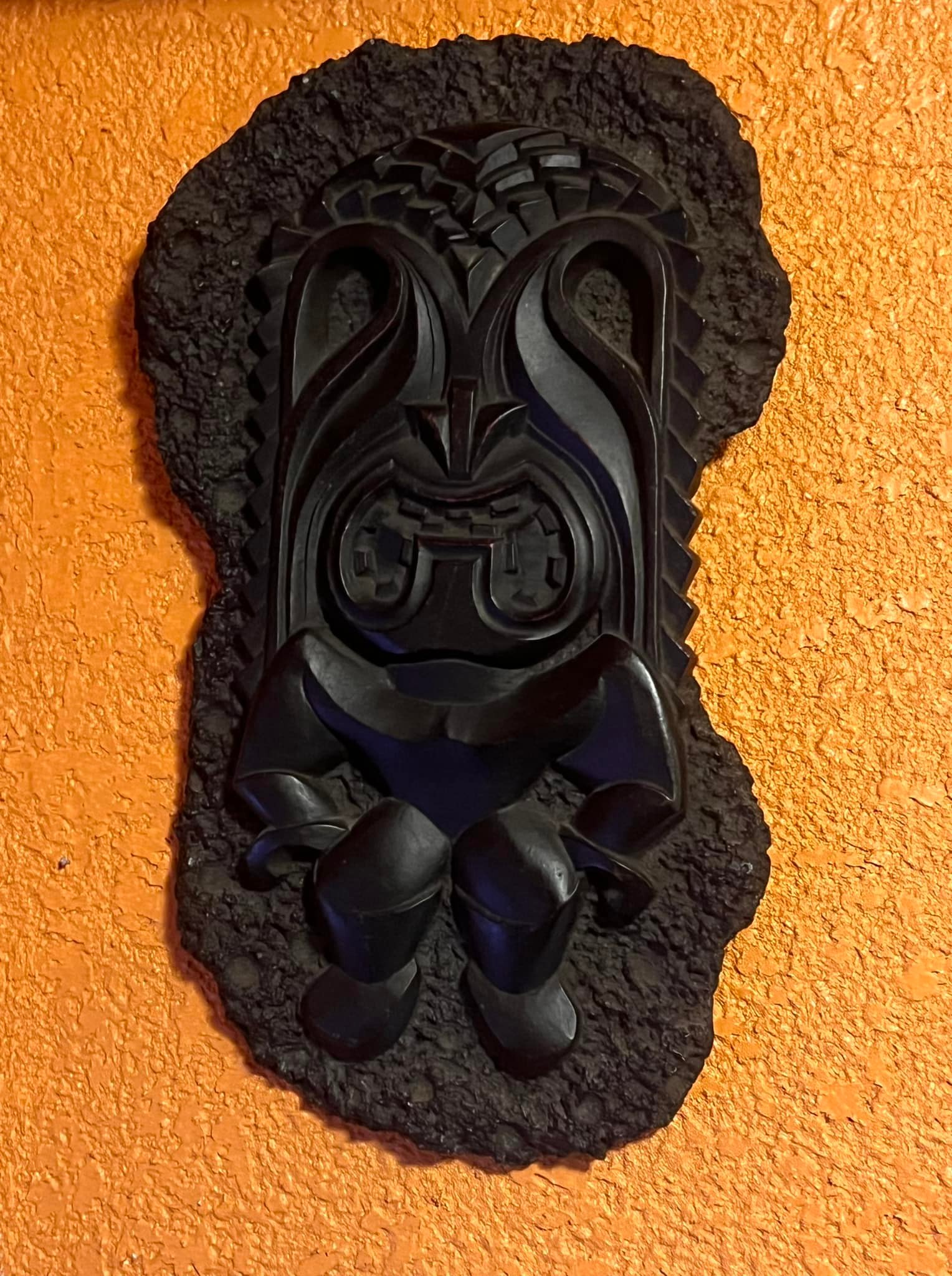 Adding hula girls to Coco Joe plaque collection