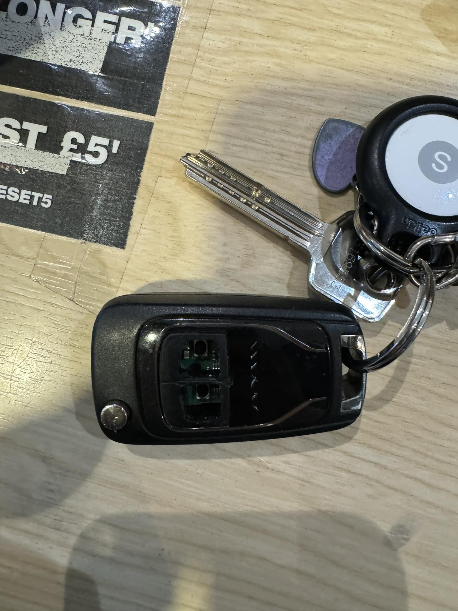 Compatible with Mitsubishi Colt & Smart Forfour 454 Key Rubber Keypad + 2 x Micro Buttons