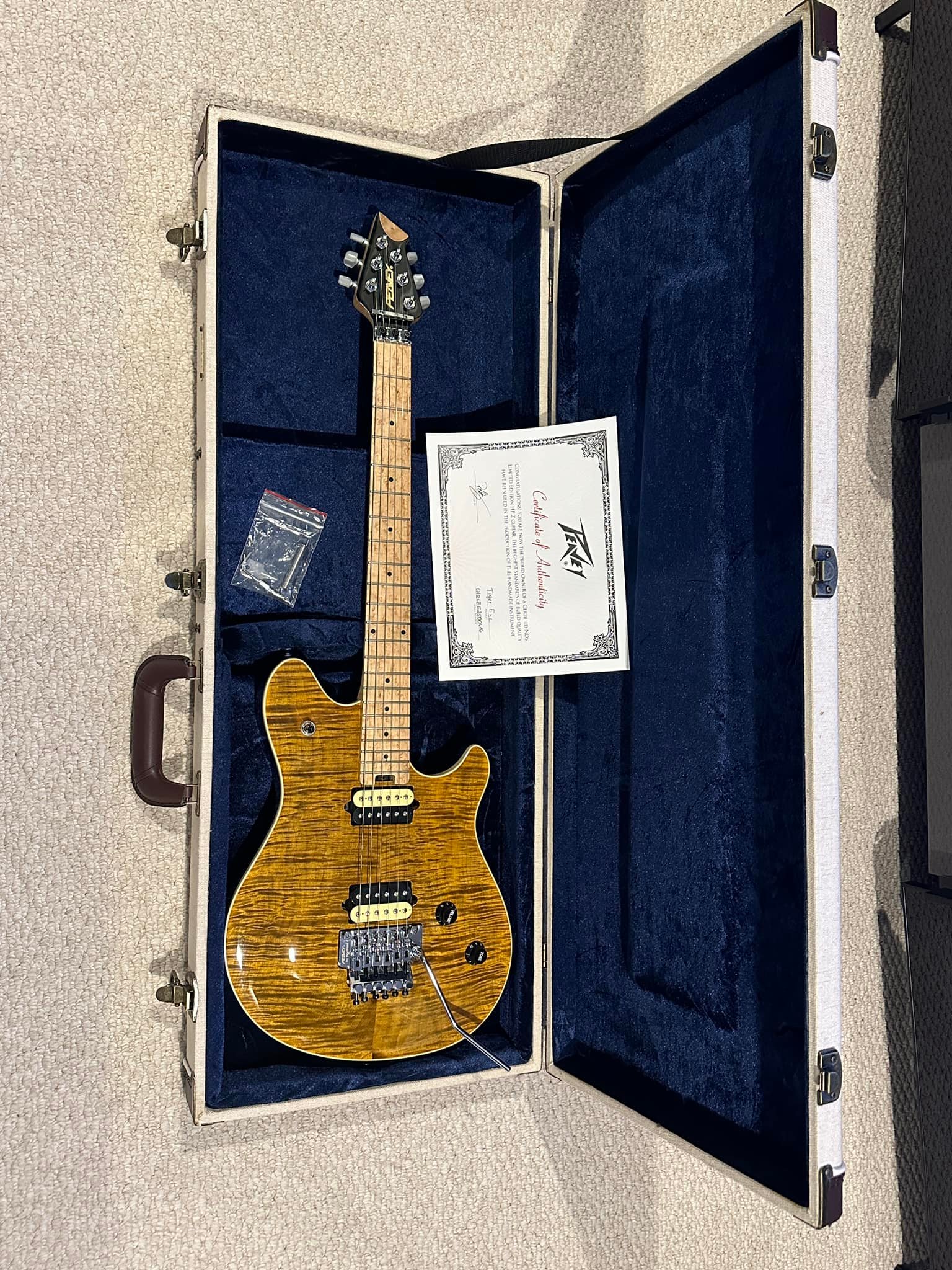 Peavey HP2 Tiger Eye guitar for sale