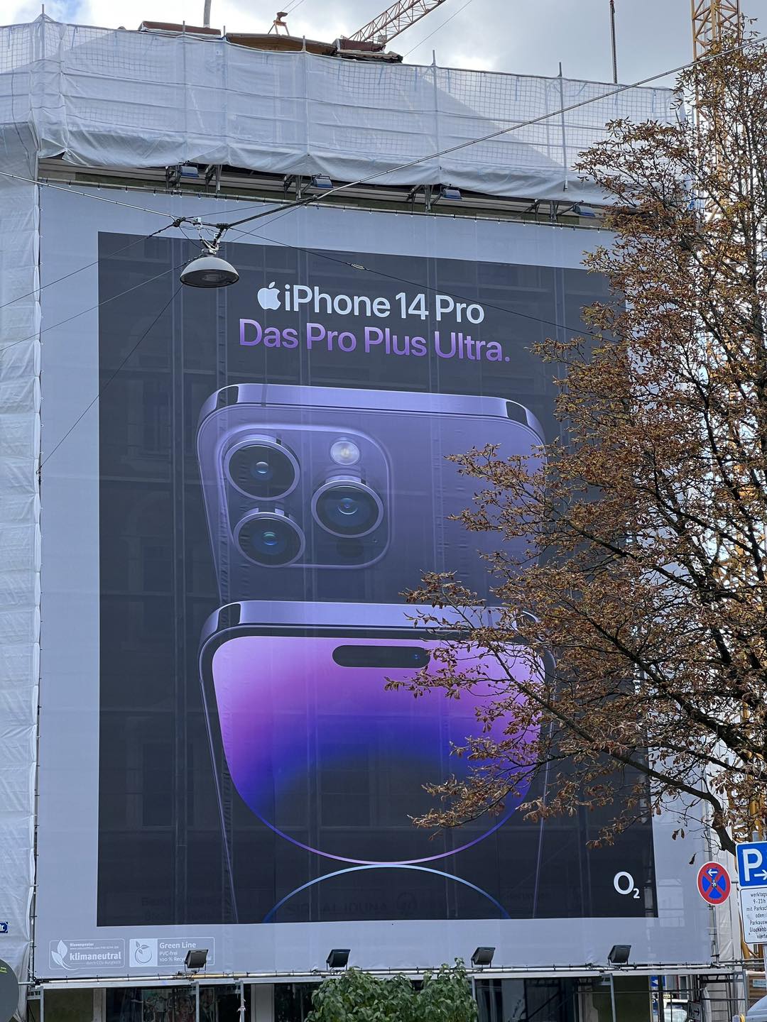 Vật Vờ Studio - Pro Plus Ultra 🤣 Đây là quảng cáo của... | Facebook