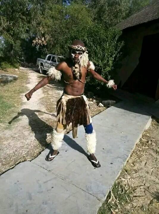 Ndithi mandinivise epha abangamaziyo unomaxabiso zitha ka Simbone ...