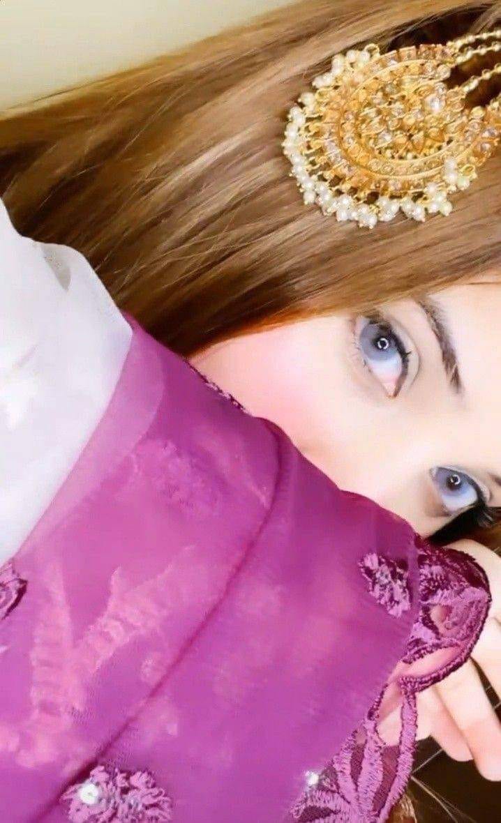 Samreen Khan