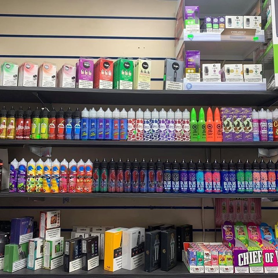 what happens when your vape runs out of juice No need to panic if coil is burnt or you've ran in the middle of the night. and Eliquid products available 24 hours a day 7 days Choose Flavour:Splash Blue Coconut Raz Vape Bottom Switch juiceheadmix