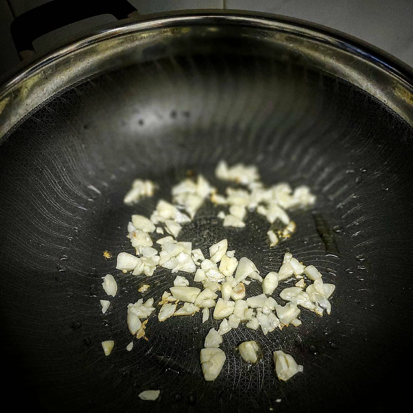 匡橋 - #疫神廚神 #四哥 用我哋嘅匡橋懸浮鑊煮咖哩雞😋 求食譜，唔該 🤣 #匡橋懸浮鑊 #四哥廚房 | Facebook