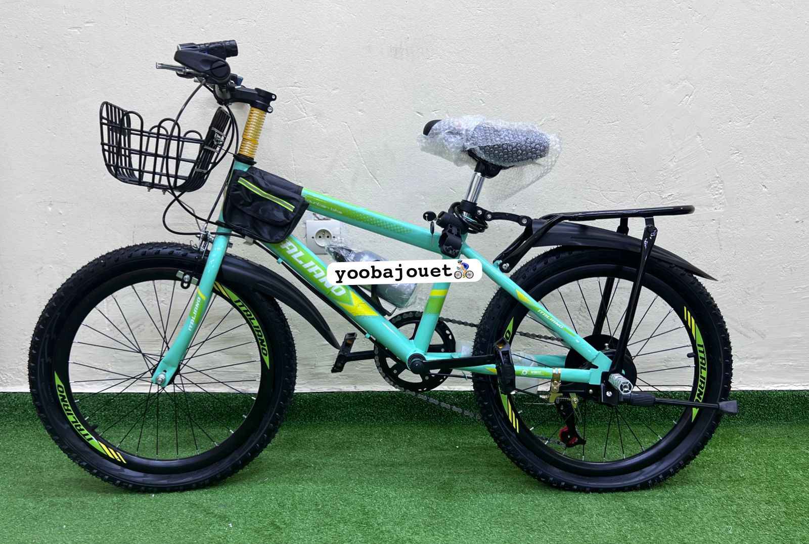 VTT 20 Pouces 7 Vitesses Pour Enfants 8-13 Ans – Cadre Acier, Garde-boue, Porte-bidon, Sacoches, Poids Max 85 Kg