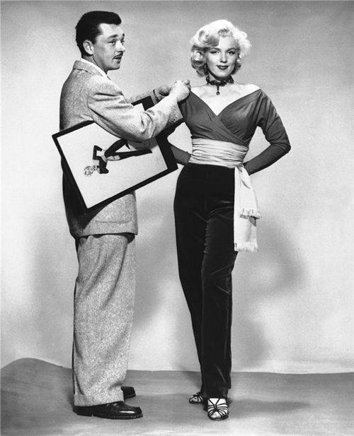 Marilyn Monroe and costume designer Travilla, 1950s Infos in first