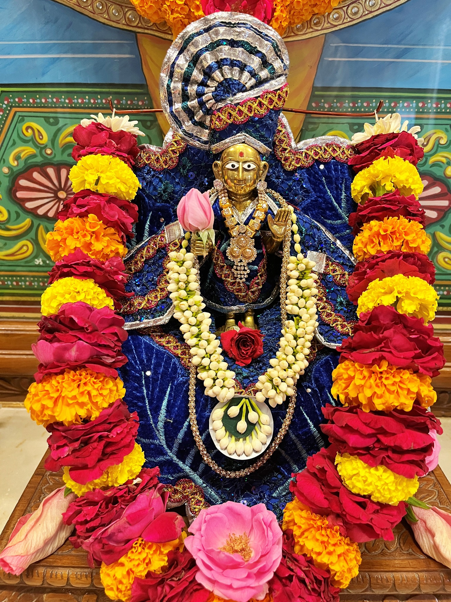 ⊍ શ્રી ઘનશ્યામ... - Shree Swaminarayan Temple Gandhinagar