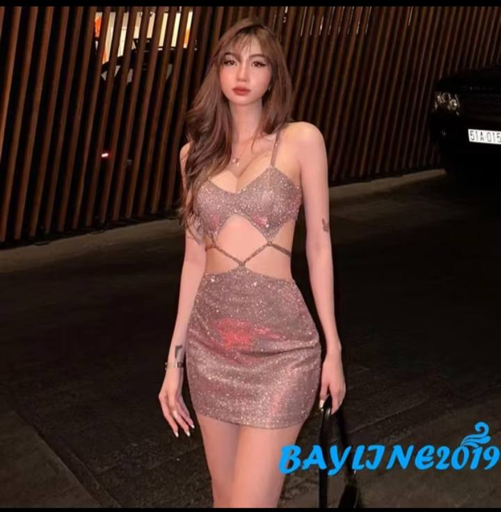 savana champagne shimmer bodycon dress reviews Selling my Cocktail Sleeveless w/ Glitter and Stocking.Take all for only 280‼️ Slip