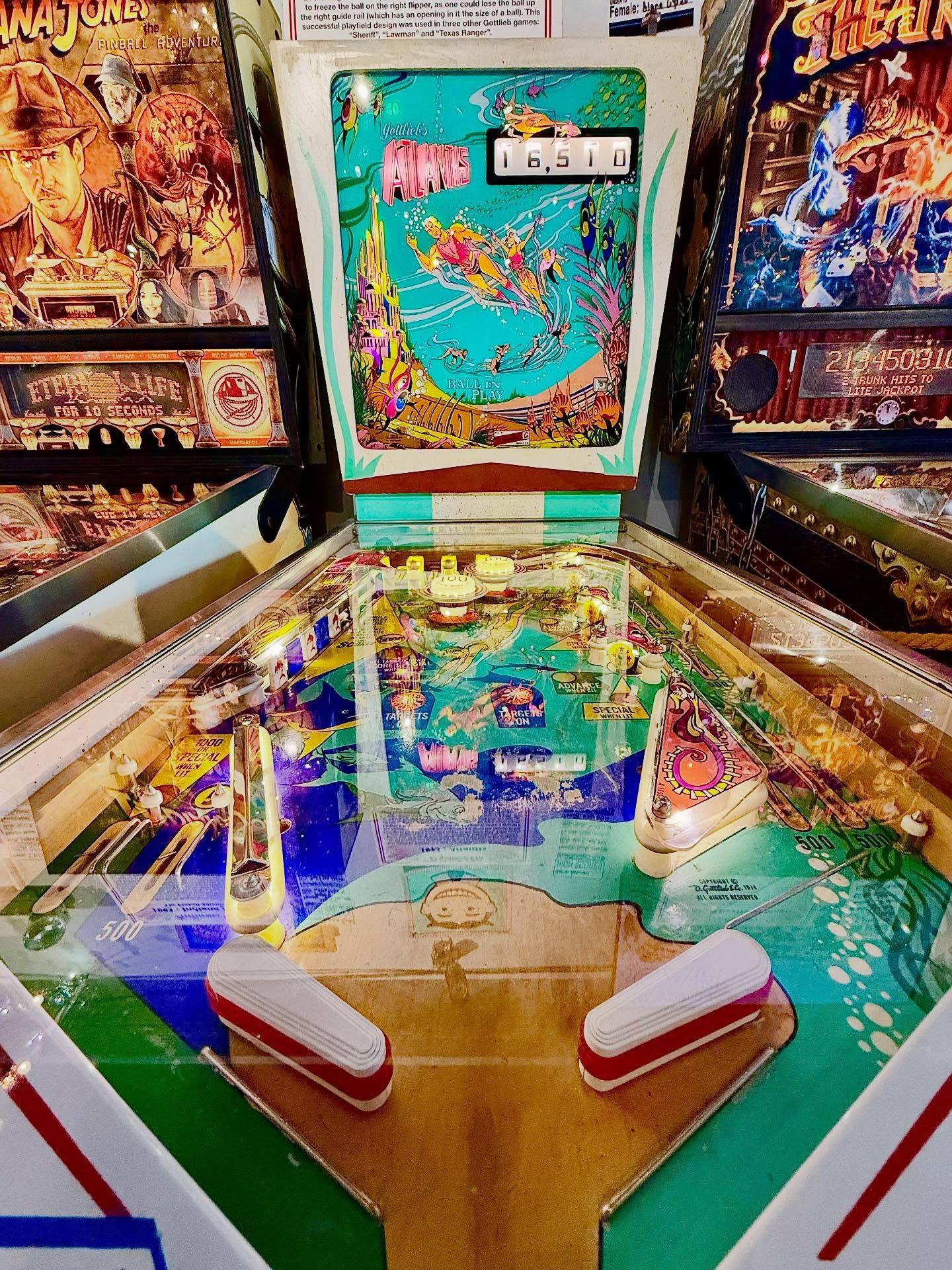 1975 Gottlieb Atlantis single-player Wedgehead electromechanical