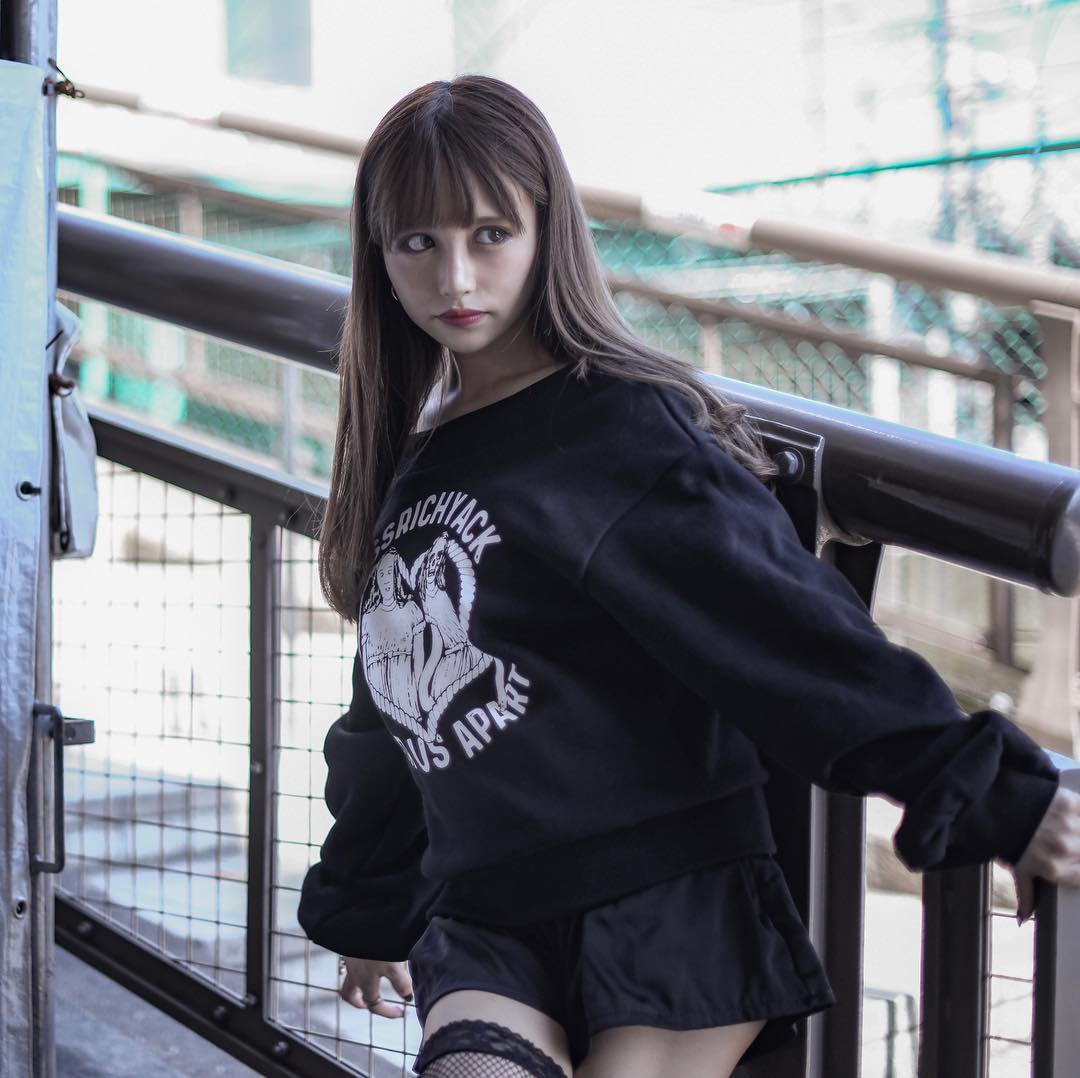 販売開始◎ 「TWINS」 モデル▶︎ 日向すず （150cm） @xsuzugramx . .