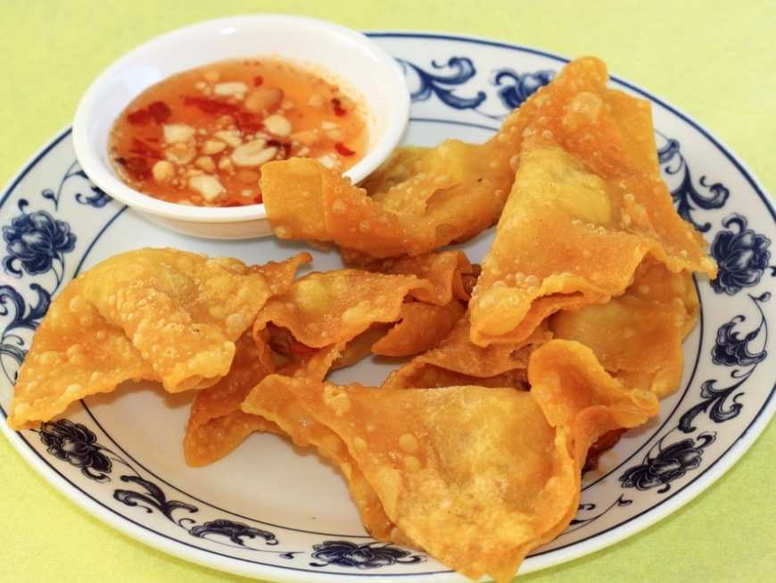 giew-tod-wadsana-tha-street-food-facebook