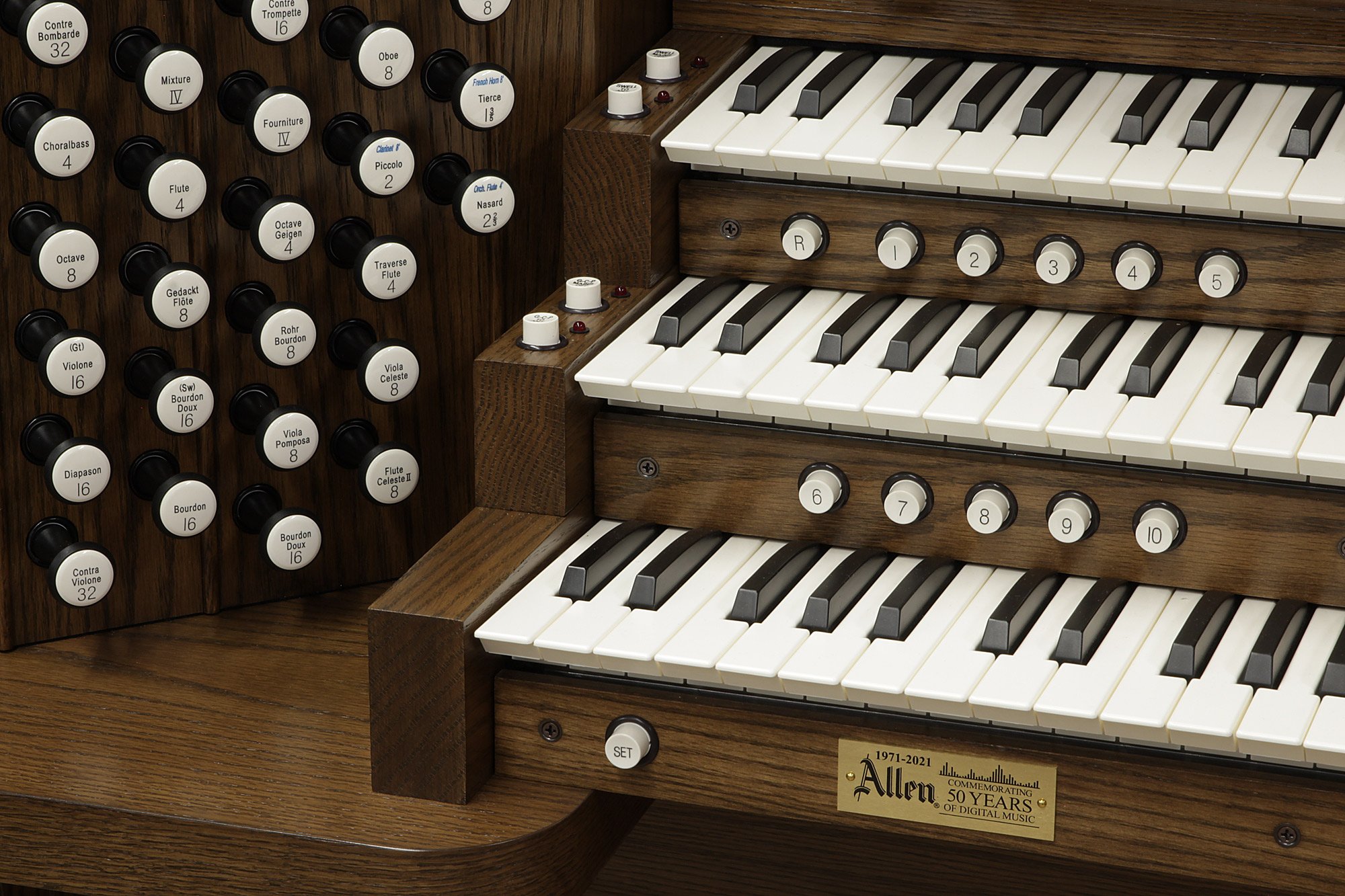 Allen Organ Company - Lots of great sounds with this instrument! This ...
