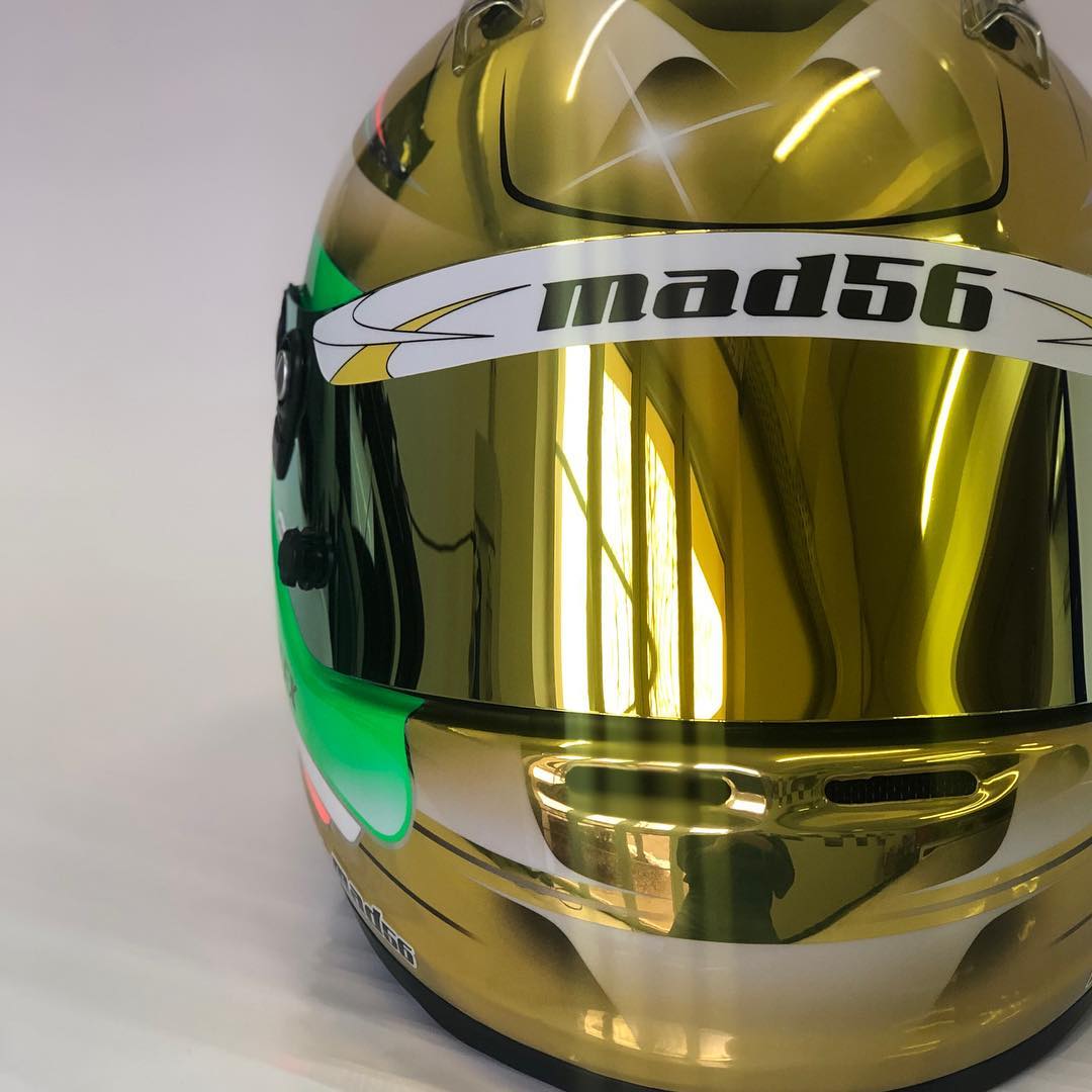 arai helmet italia GPV-R Racing Perhaps the most fabled name in the entire Arai lineup Signet-X | Flag Italy |