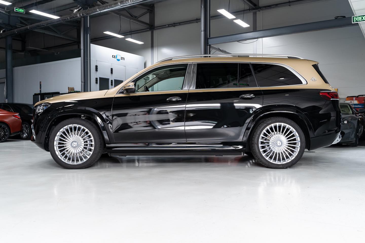 Mercedes Maybach GLS600 two tone... - Custom Wheels & Tuning