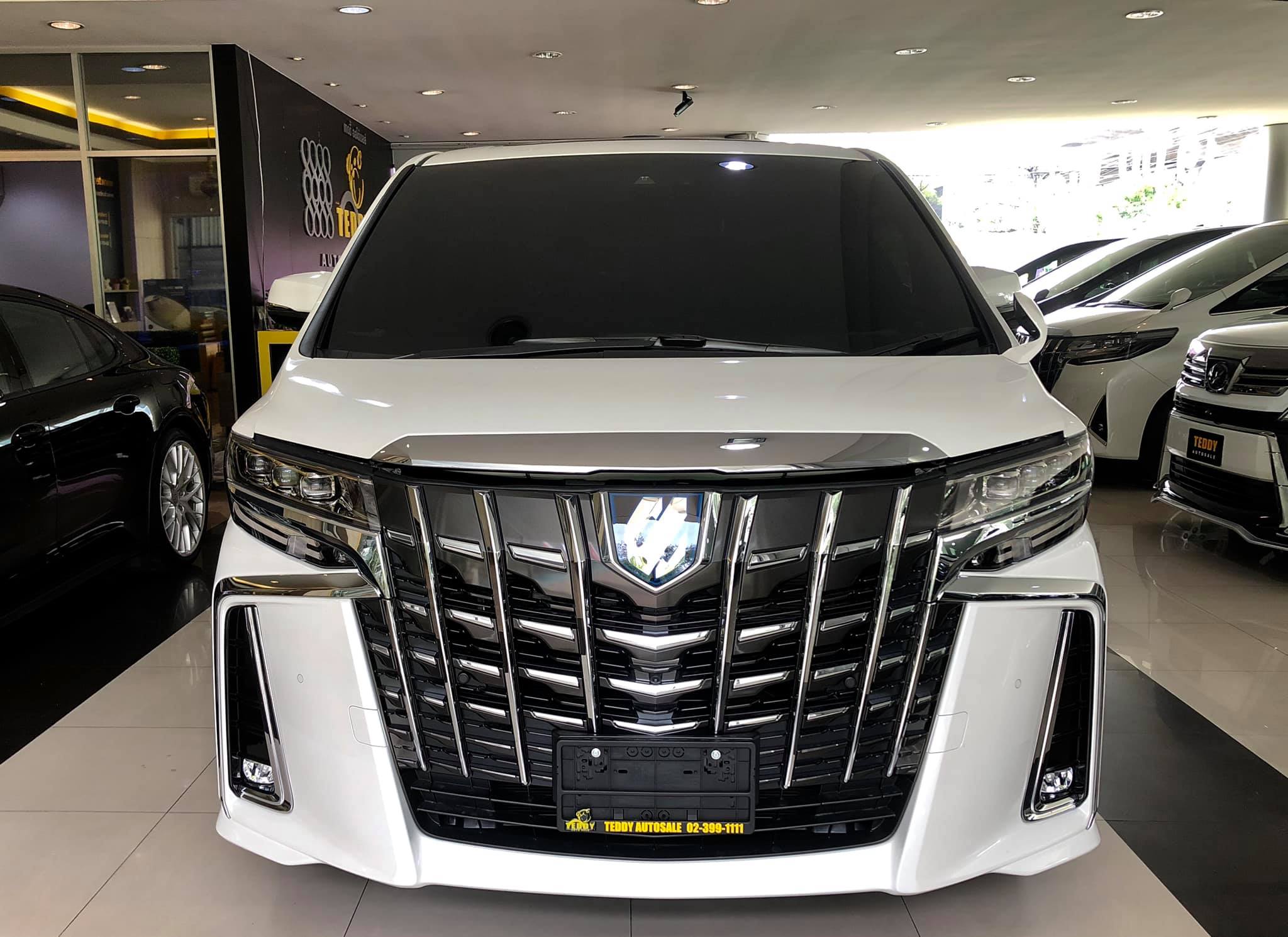 Toyota Alphard 2.5... - Teddy Auto Sale Import Car By Supiya