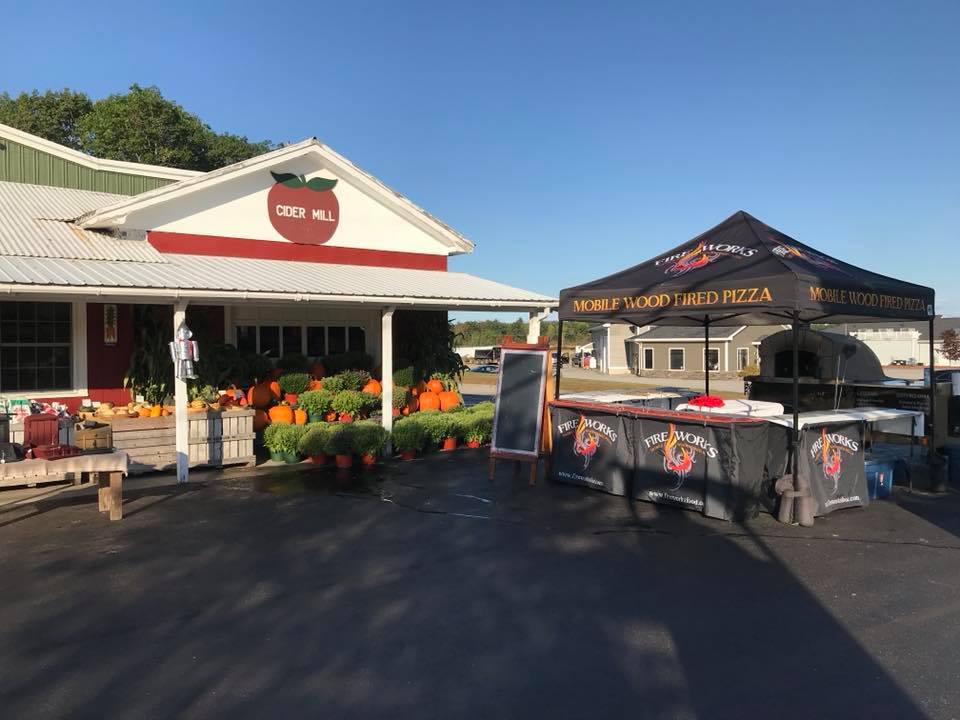 Fireworks Mobile Wood Fired Pizza | Turner ME