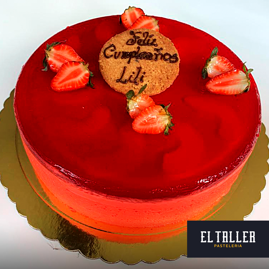 Torta Helada de fresa, un delicioso... - El Taller Pasteleria