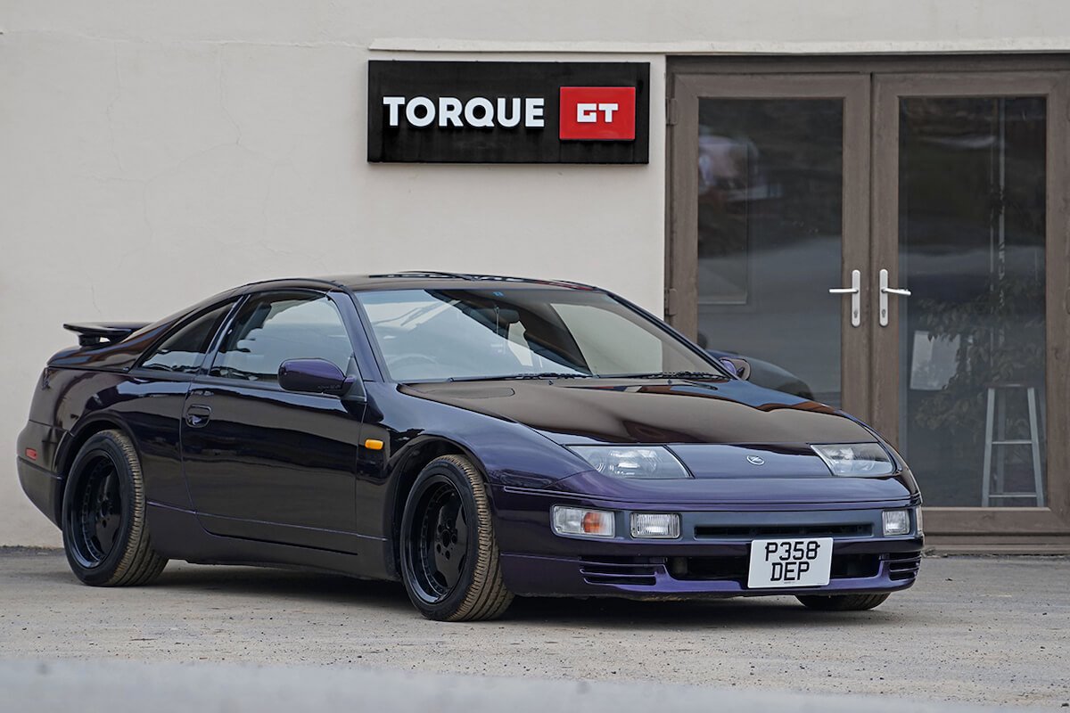 This 1991 Nissan 300ZX is looking super fly in it's Iridescent
