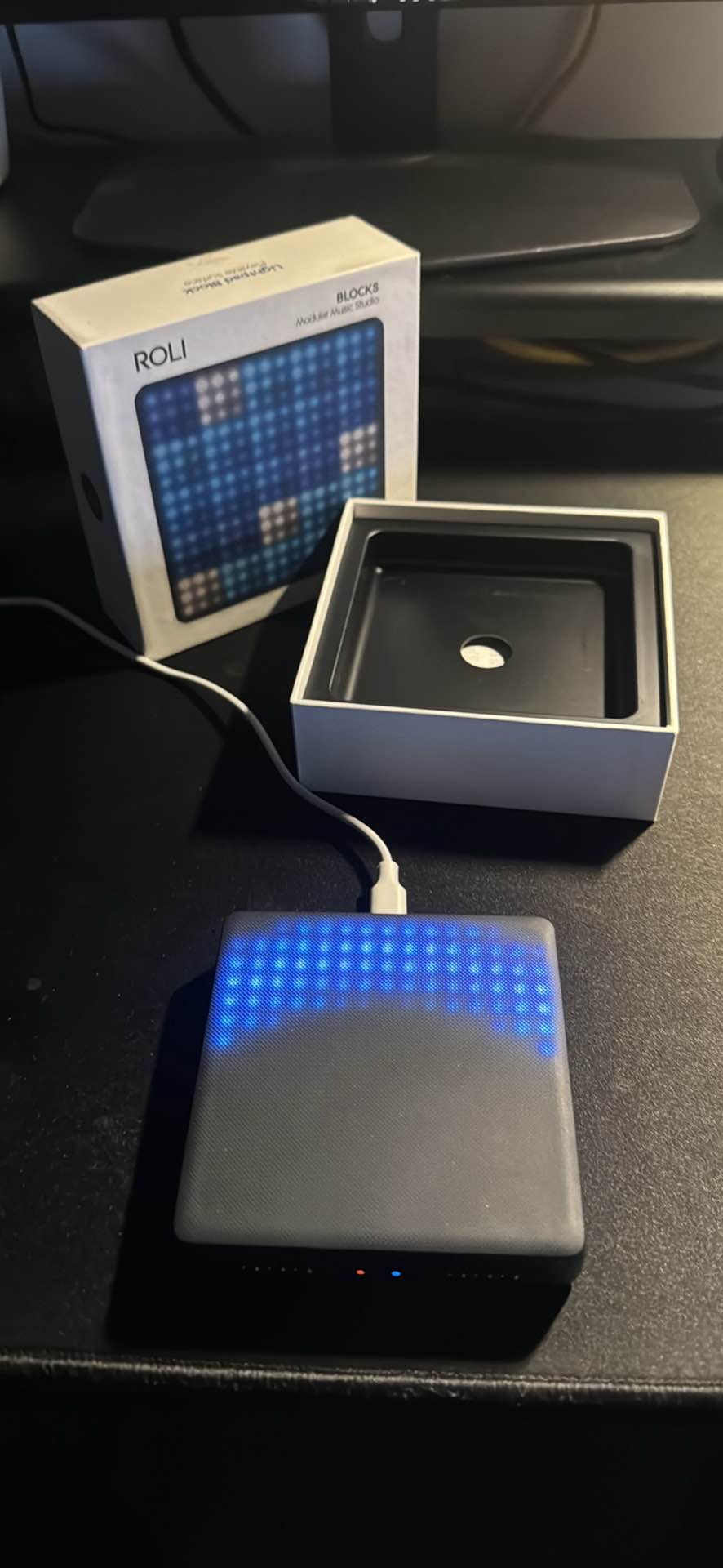ROLI Lightpad Block + Loop Block – MIDI Controller Bundle - Pro Audio ...
