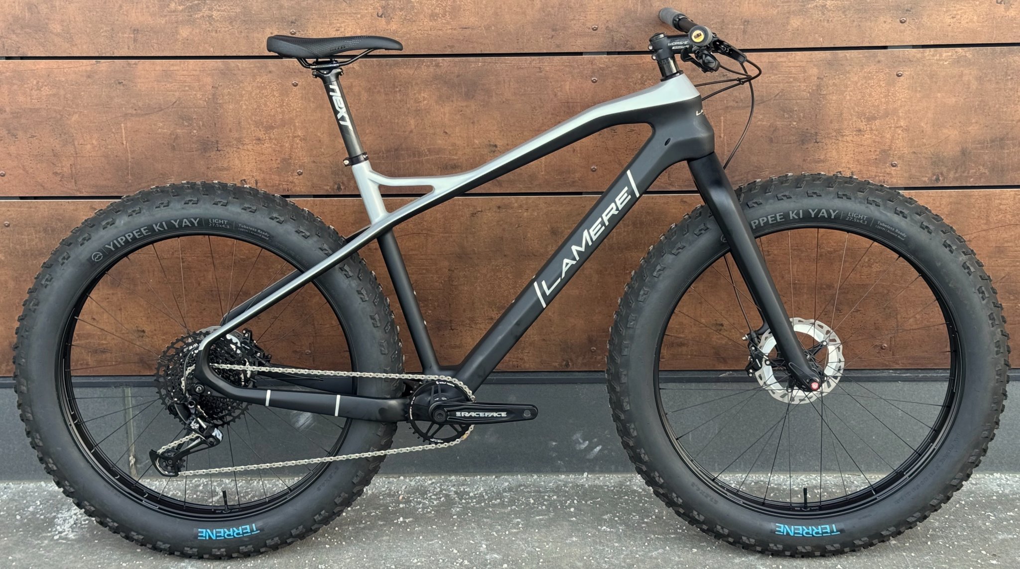 New LaMere SuperFat Carbon Fat Bike, Sz XL, 27.5