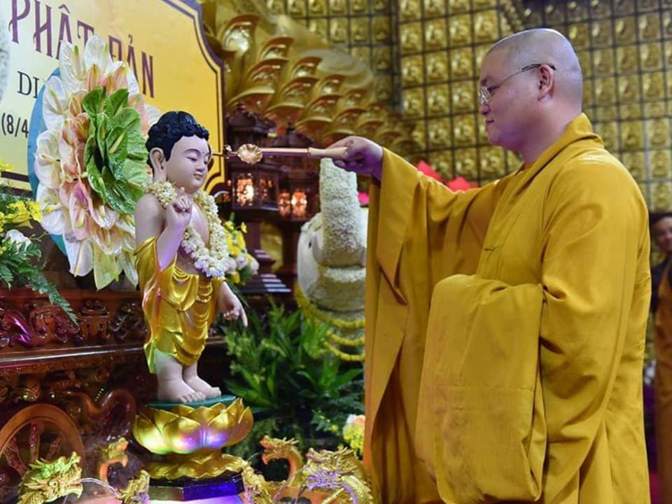 BÀI KỆ TẮM PHẬT Con nay tắm gội Đức... - Thích Quảng Tịnh