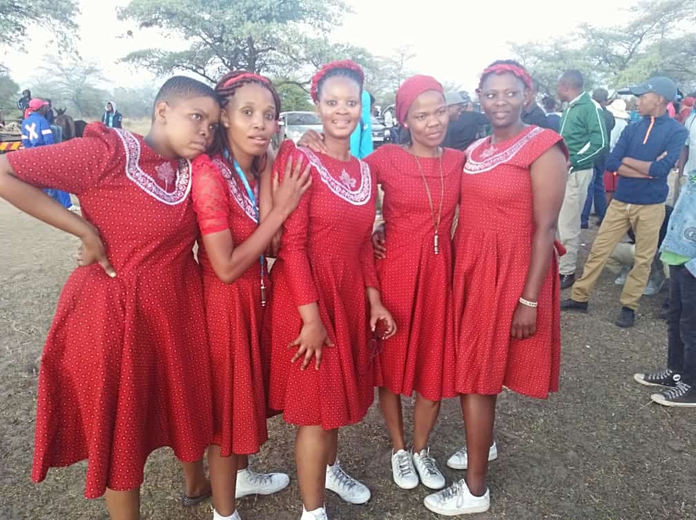 Mogobe Choir - Home