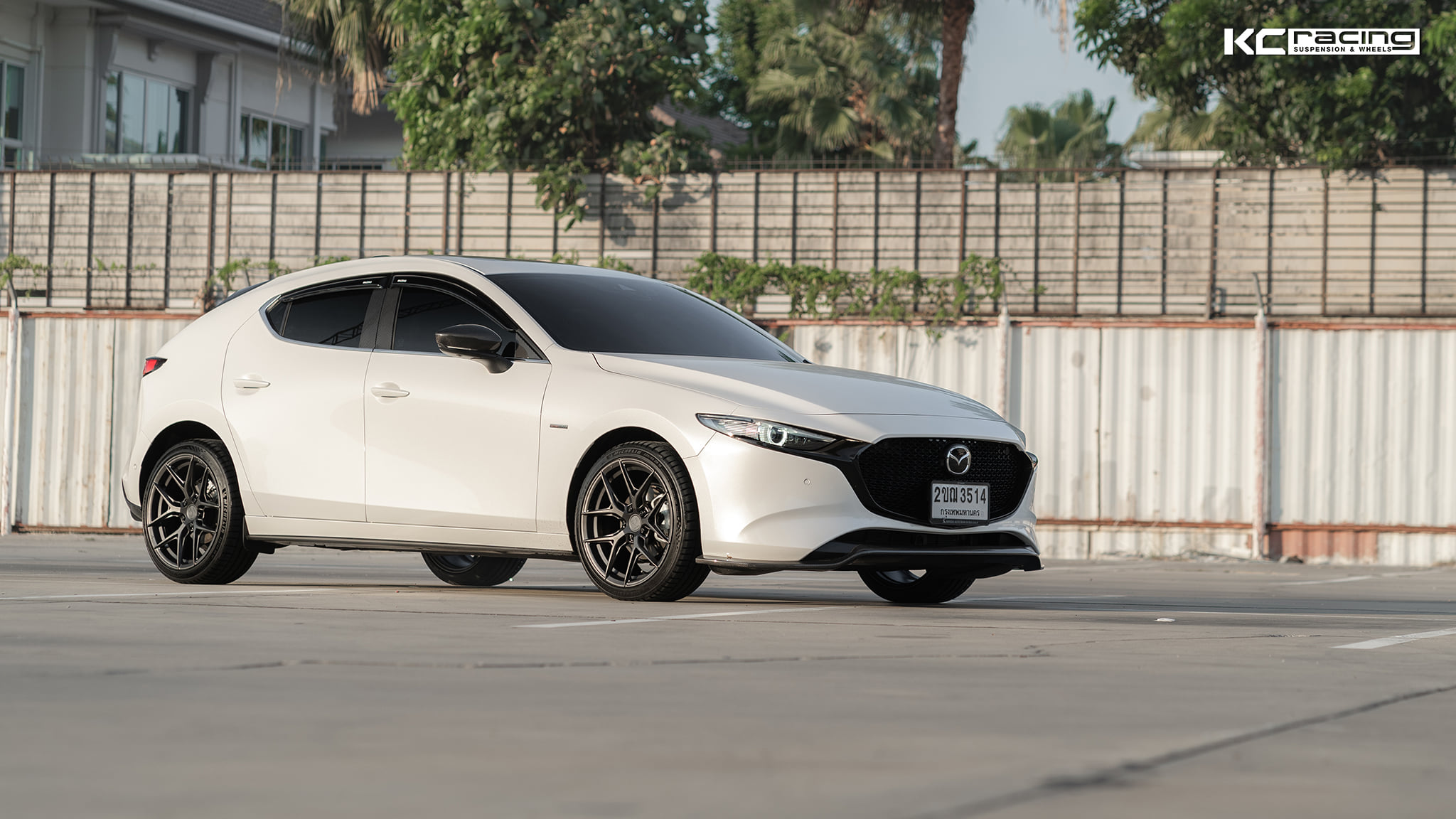 Mazda 3 BP by Kc Racing จัดล้อแท้ Flowforming VAGE ล้อแบรนด์ไทย ผลิตไทย ...