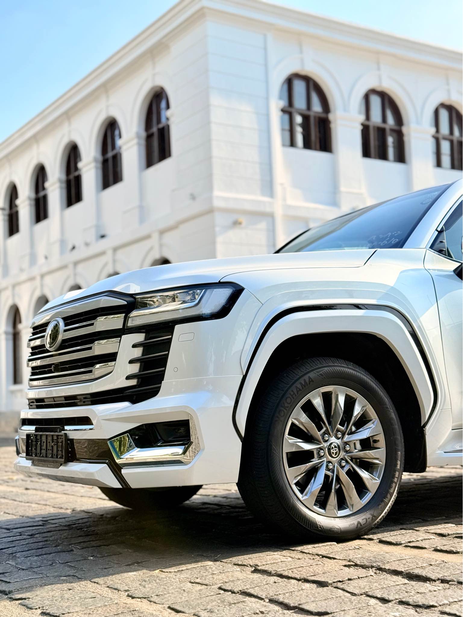 🔥 TOYOTA LANDCRUISER ZX LC300 — 2026 🔥 💰 TZS 450M +