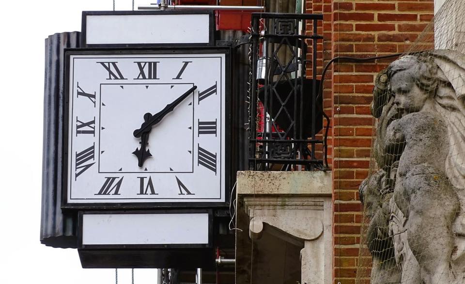 Street Clocks, hanging signs and 3D advertising | Facebook