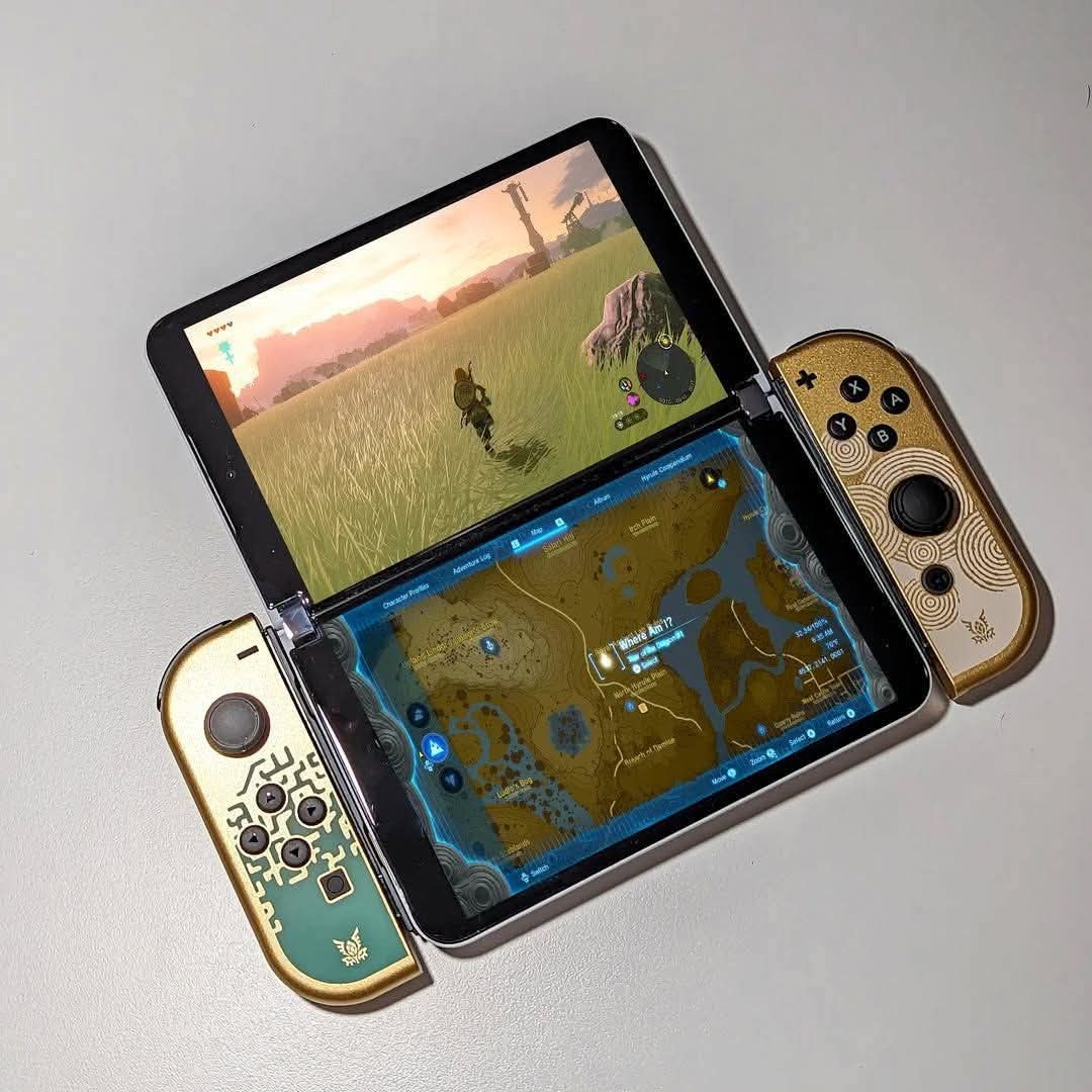 The Nintendo switch DS™️ 😅 This would actually be pretty cool