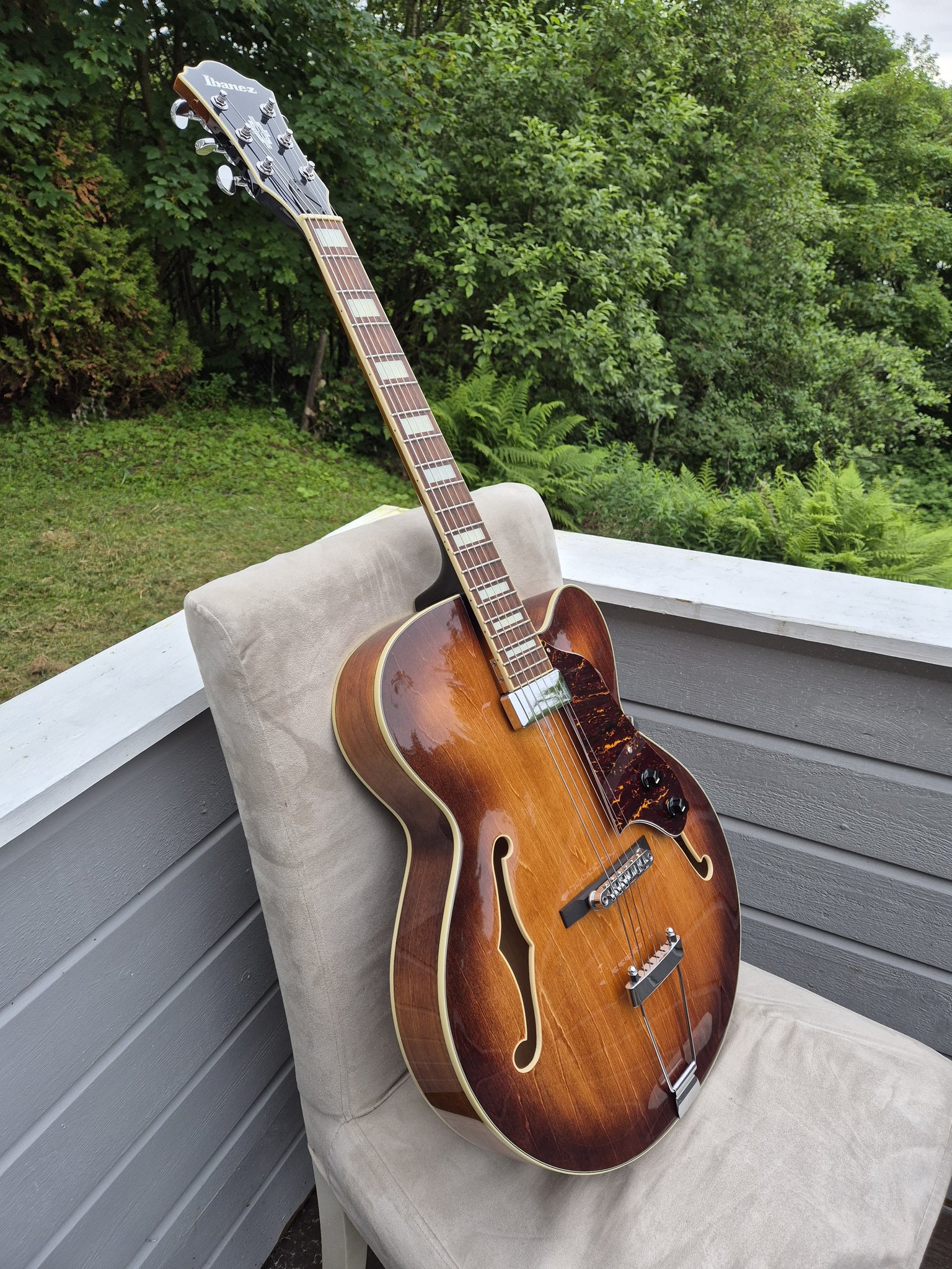 Ibanez AF71F archtop guitar review